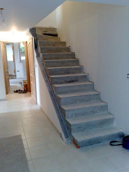 Escalier béton brut avant habillage